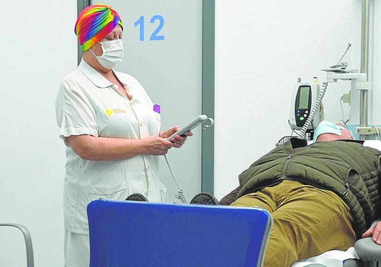 Casi la mitad de los empleados del hospital de Calahorra pide pasar al Seris
